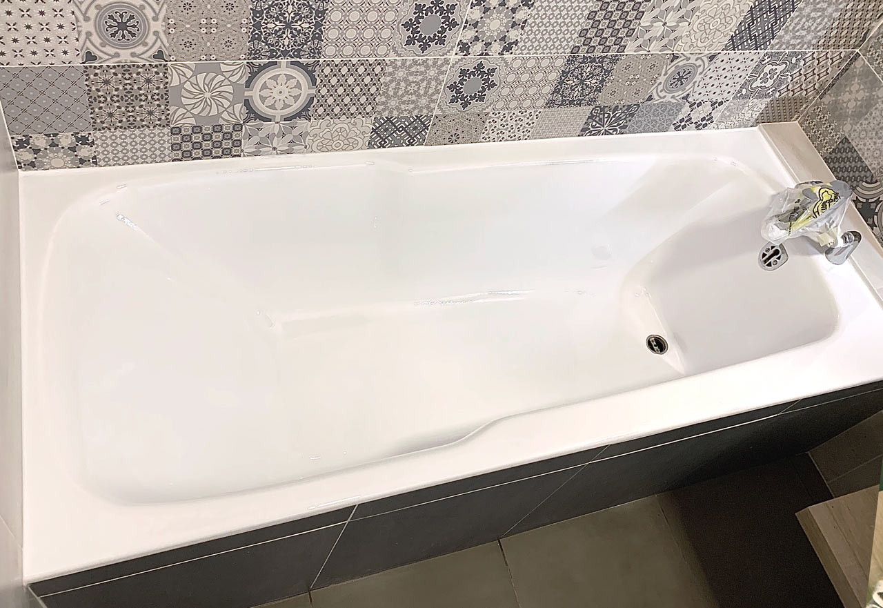 baignoire-vieille-rose-renovee